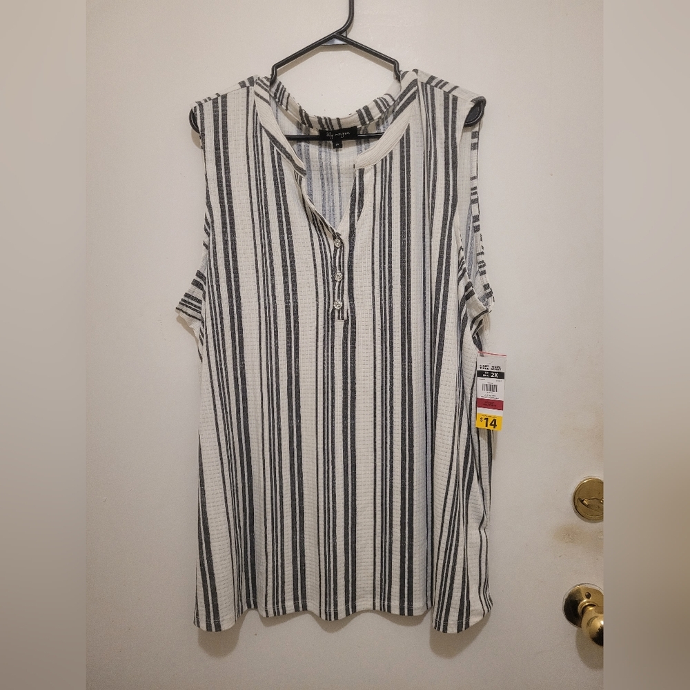 Lily Morgan Gray & White Striped Sleeveless Top – Size 2X (NWT)
